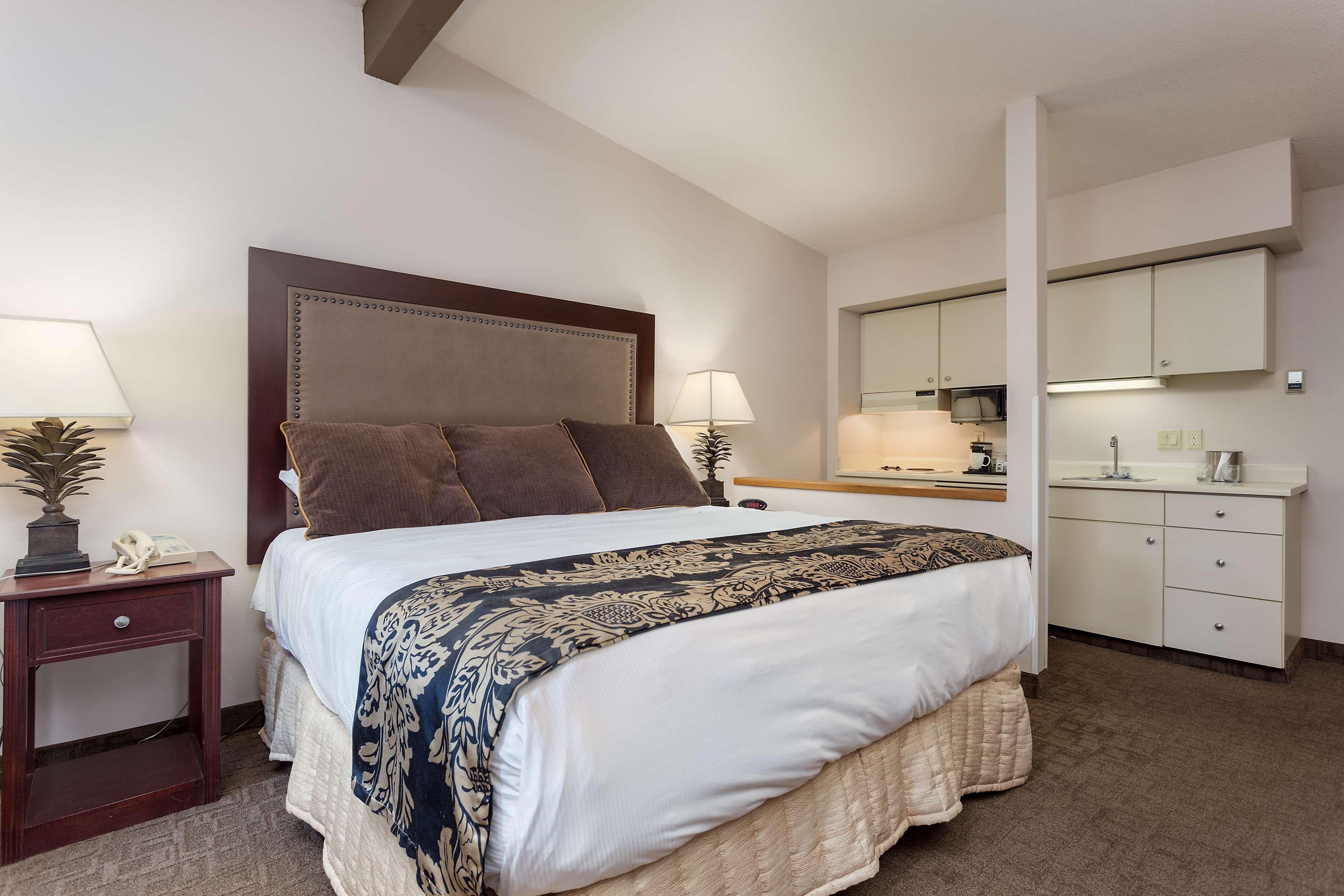 Shilo Inn Suites Hotel - Бенд Экстерьер фото