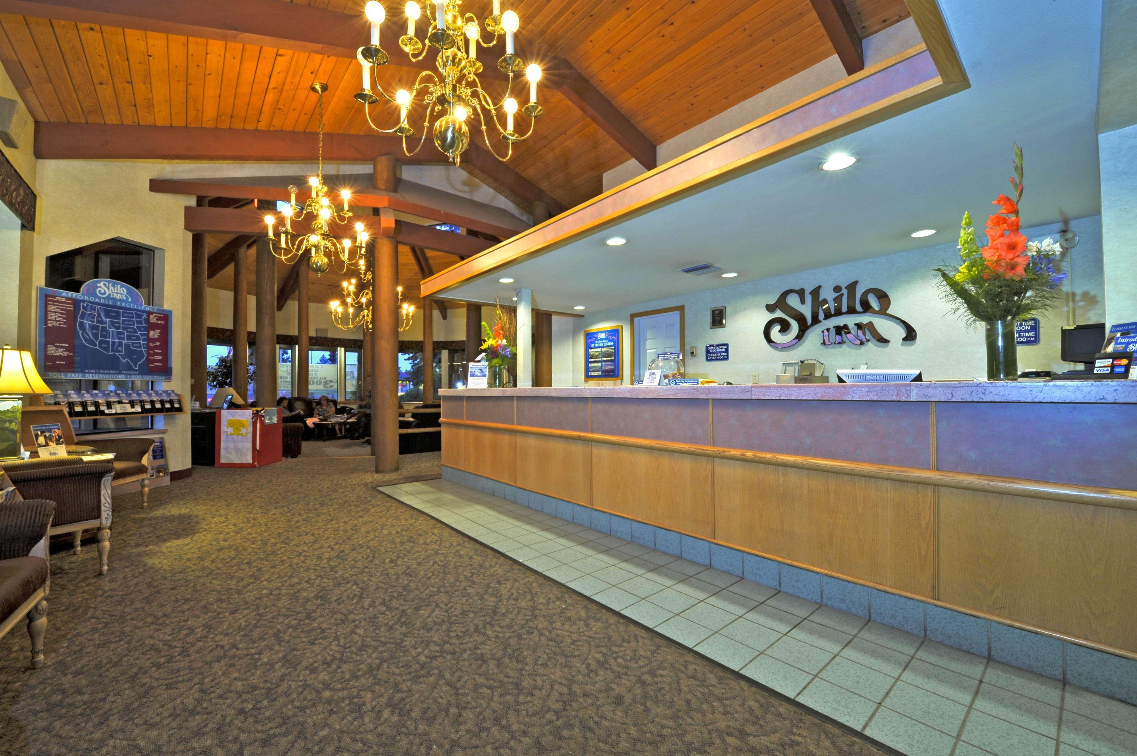 Shilo Inn Suites Hotel - Бенд Интерьер фото