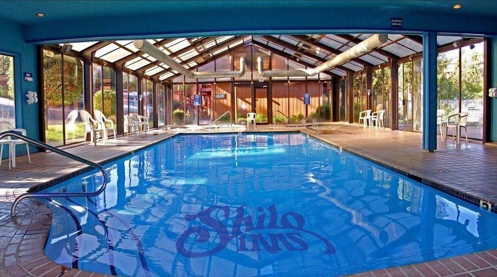 Shilo Inn Suites Hotel - Бенд Экстерьер фото